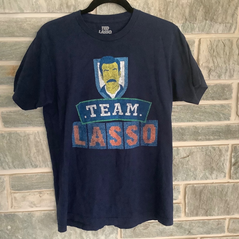 TED LASSO Navy Blue "TEAM LASSO" Graphic T-Shirt - Size Medium